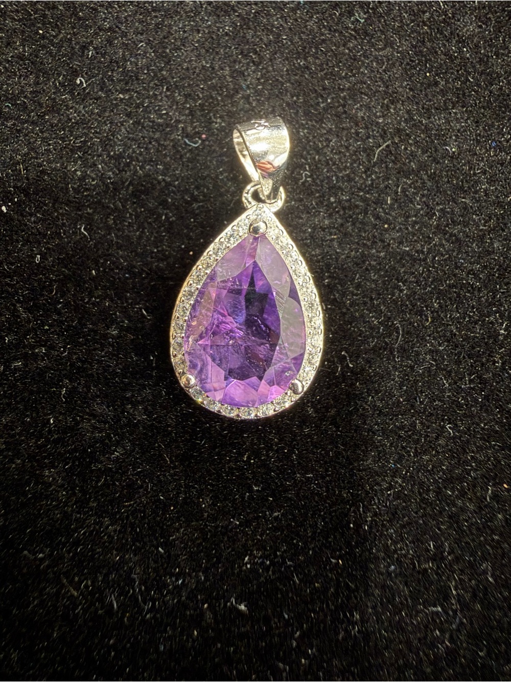 8.0 Carat Natural Amethyst Pendant in 925 Sterling Silver